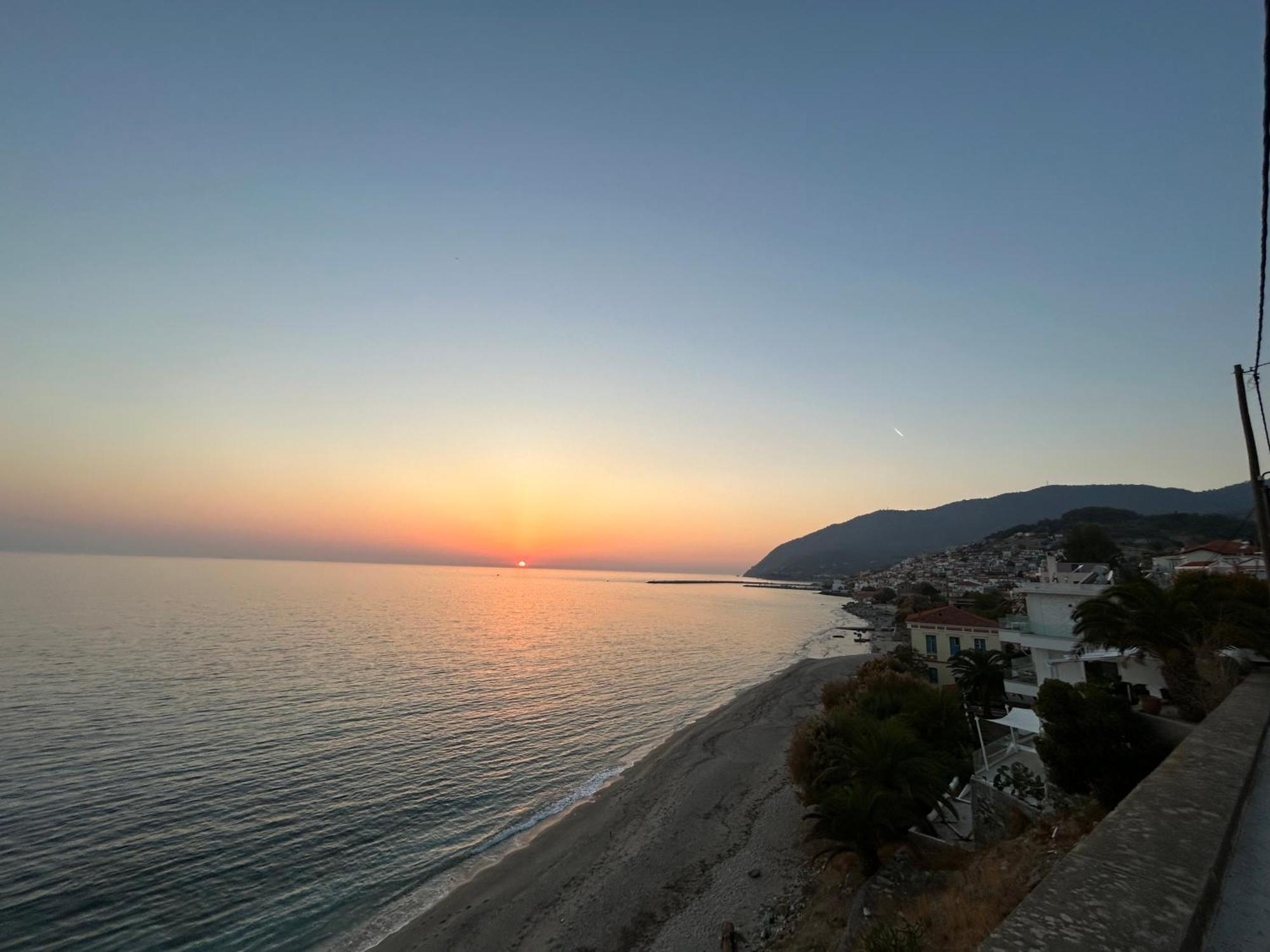Ocean View Studios And Luxury Rooms Plomari Zewnętrze zdjęcie
