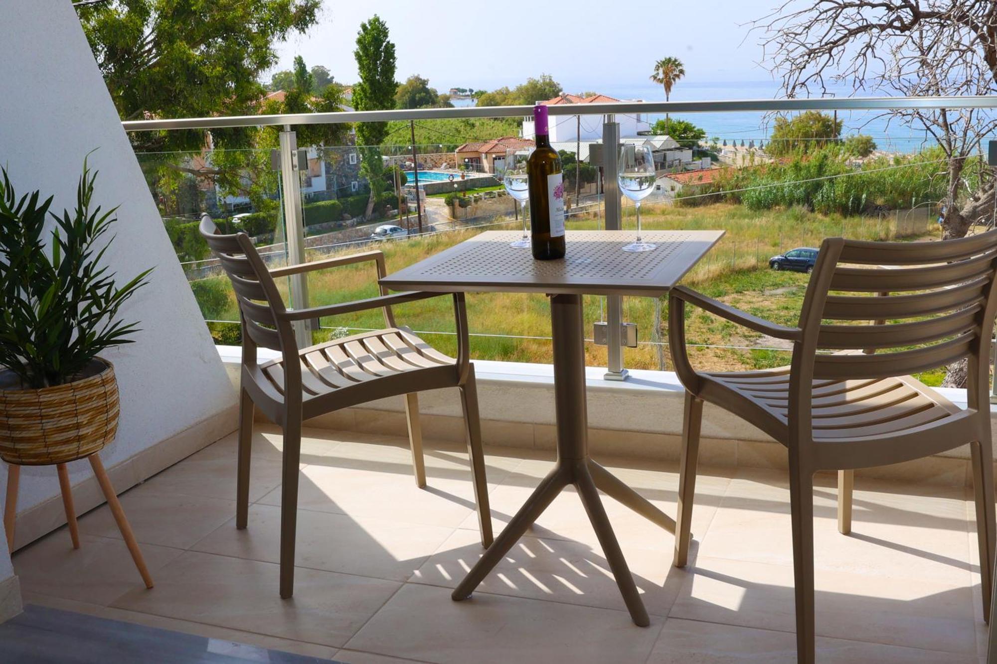 Ocean View Studios And Luxury Rooms Plomari Zewnętrze zdjęcie